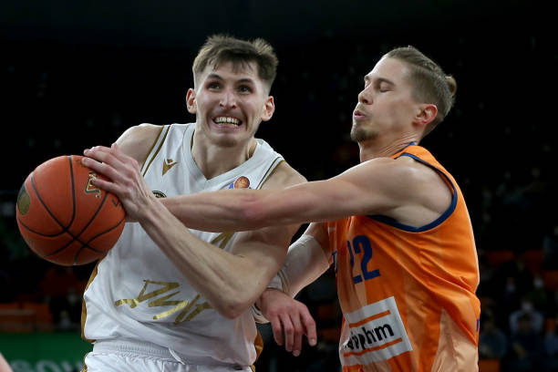 它能够在球 它能够在球